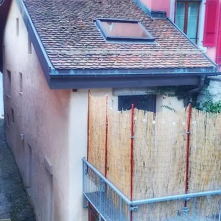 Maison, 15 Minutes A Pieds Du Centre De Montreux, Leman, Ideal Pour Balades En Ville, Montagne, Festivals, Casino, Plages,