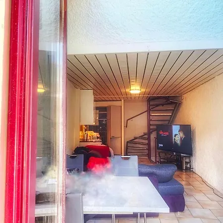 Ferienhaus Maison, 15 Minutes A Pieds Du Centre De Montreux, Leman, Ideal Pour Balades En Ville, Montagne, Festivals, Casino, Plages, *